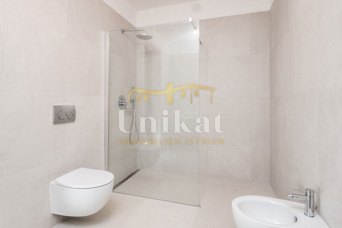 Splendida villa nuova con piscina e sauna, 303 m2 - chiavi in mano